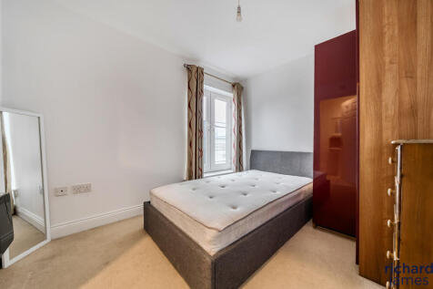 2b4e3b301c9244febf1baa17101c80e3