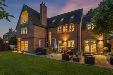 Property Image 4