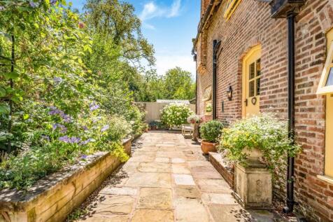 Property Image 32