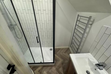 Level 1 shower