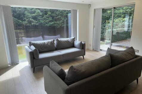Open Plan Reception