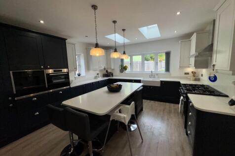 Modern Kitchen