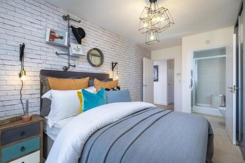 Main bedroom with space for storage