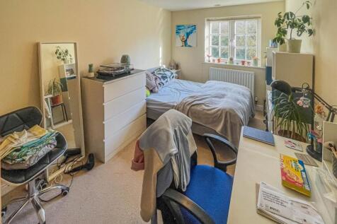Bedroom 2.jpg