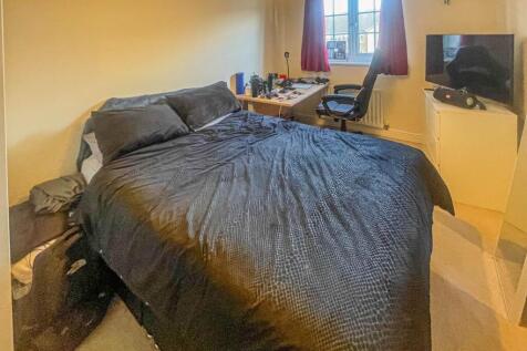 Bedroom.jpg