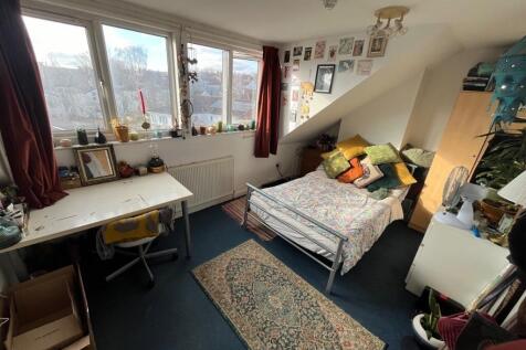 Bedroom 4.jpeg