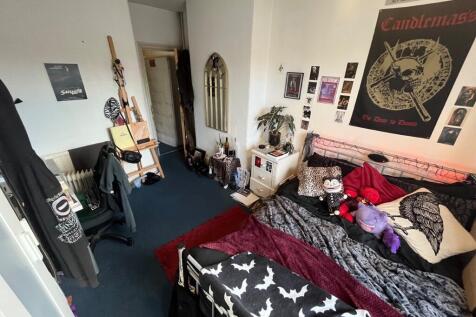 Bedroom 5.jpeg