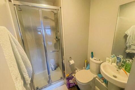 Ensuite.jpg