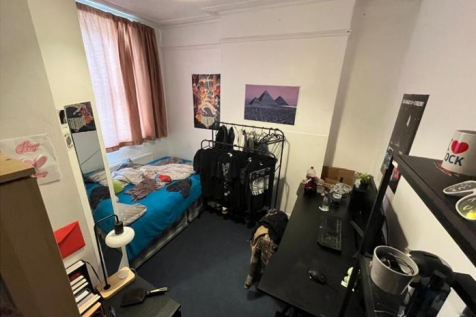 Bedroom 6.png