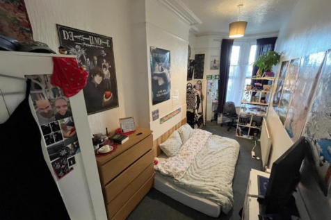 Bedroom 7.png