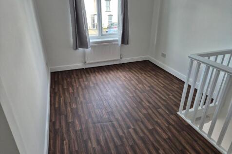 341a Southmead Road Lounge Area.jpg