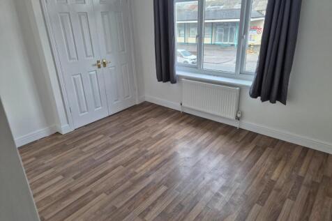 341a Southmead Road Bedroom 2.jpg