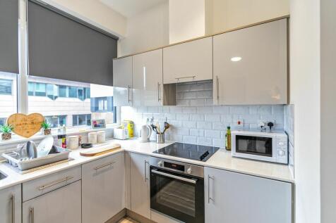 Kitchen - Living - Diner