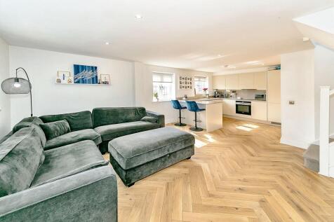 Kitchen - Living - Diner