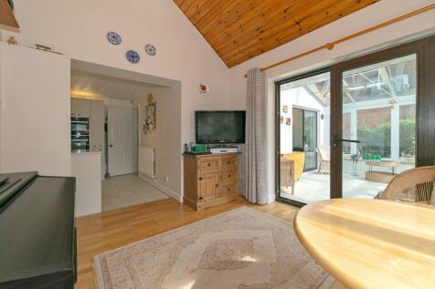 Breakfast Room