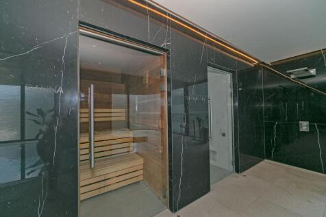 Swimming Pool, Spa, Sauna &amp; Steam Room