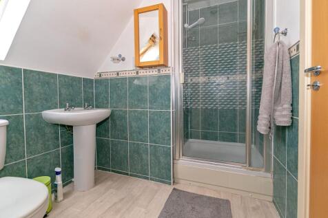 Bedroom 6 En-suite