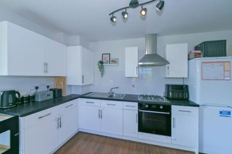 Kitchen / Living / Diner