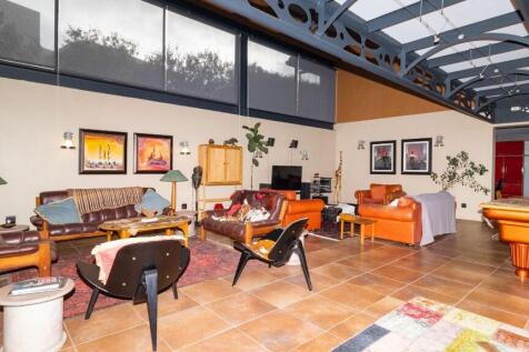 Property Image 24
