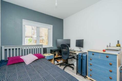 Bedroom 5.jpeg