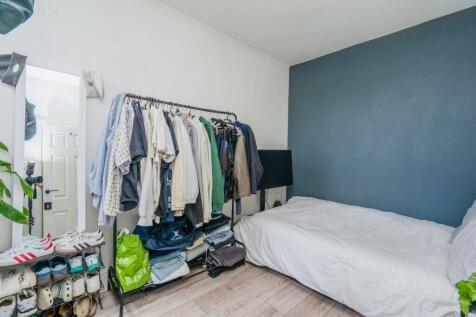 Bedroom 4 from door.jpg