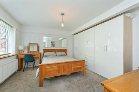 Built In Wardrobes