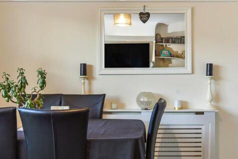 Lounge Diner