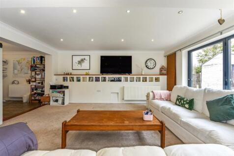 The Lounge