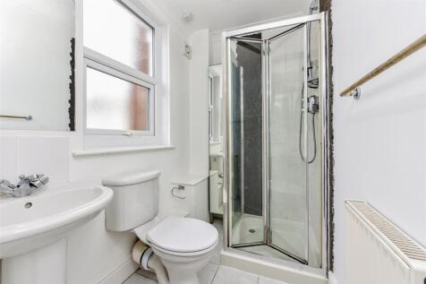 Shower Room.jpg