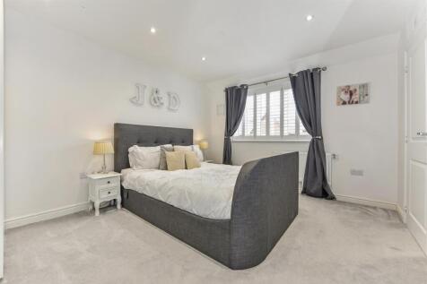 Bedroom One.jpg