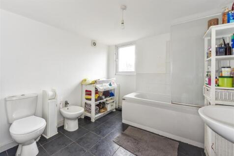 En Suite Bathroom