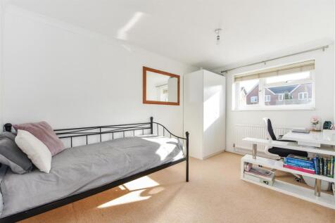 Bedroom 2.jpg