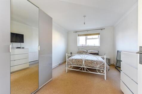 Master Bedroom.jpg
