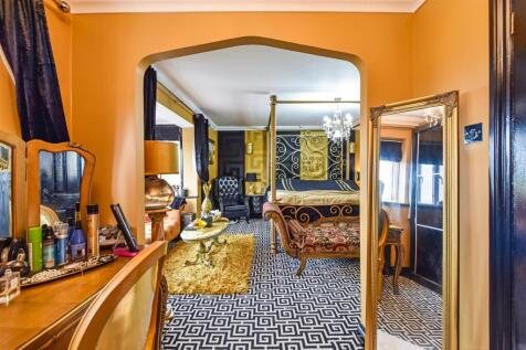 Dresser to Master Bedroom.jpg