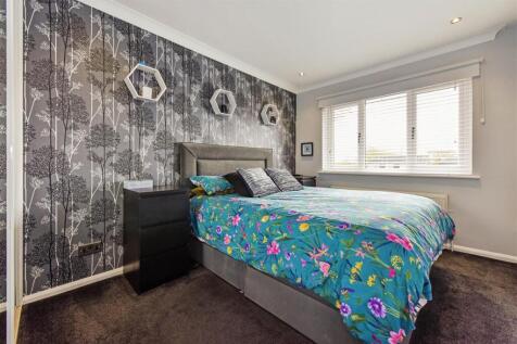 Master Bedroom.jpg