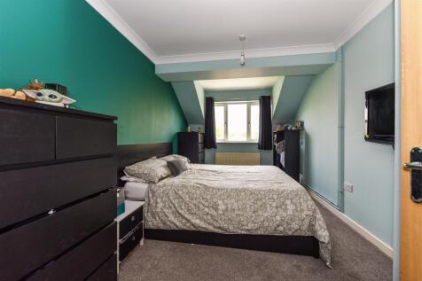 Bedroom One.jpg