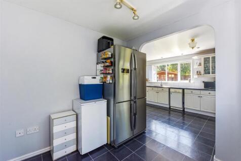 Breakfast Room.jpg