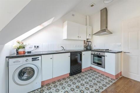 Kitchen main.jpg