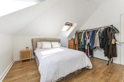 Bedroom Side.jpg