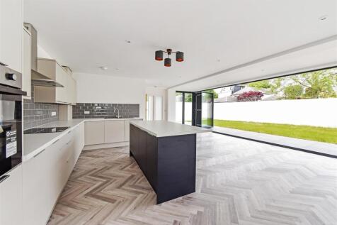 Kitchen / Living Room