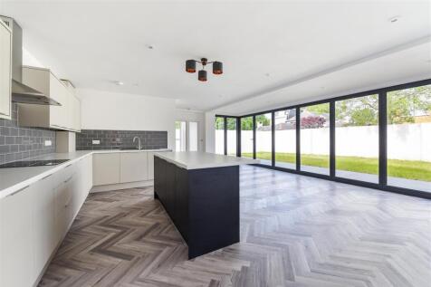 Kitchen / Living Room