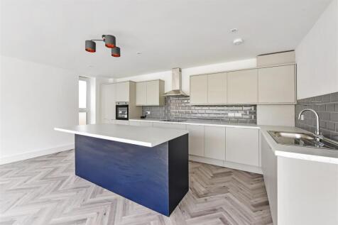 Kitchen / Living Room