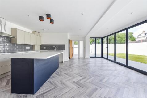 Kitchen / Living Room