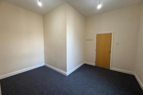 Bedroom One.jpg