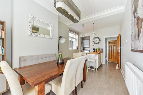 Dining Room.jpg