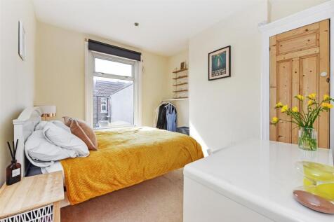 Bedroom 2.jpg