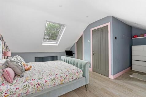 Main Bedroom.jpg