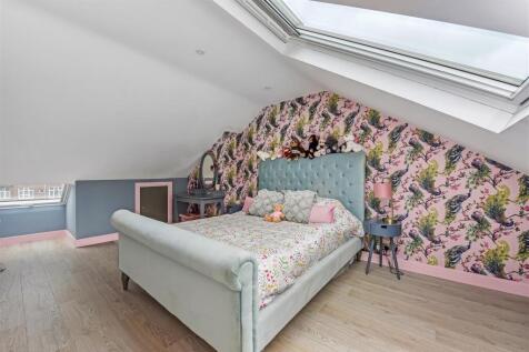 Master Bedroom.jpg