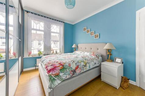 Master Bedroom.jpg