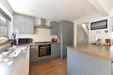 Kitchen Area.jpg